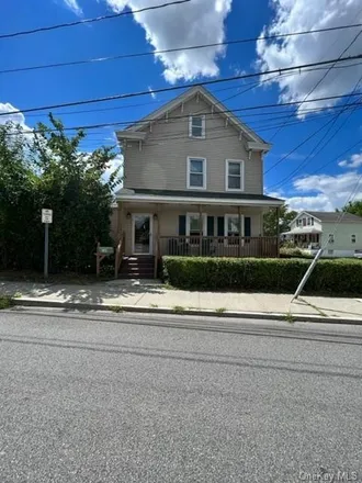 Rent this 3 bed house on 169 Verplanck Avenue in City of Beacon, NY 12508