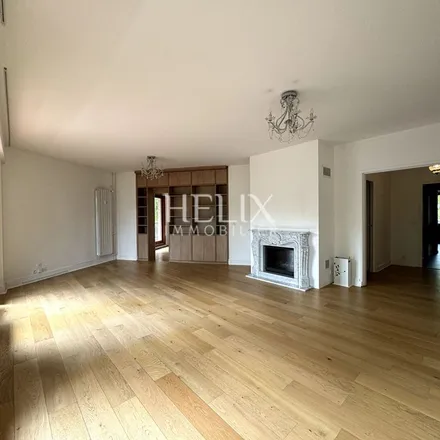 Rent this 5 bed apartment on 12 Rue de Pontoise in 78100 Saint-Germain-en-Laye, France