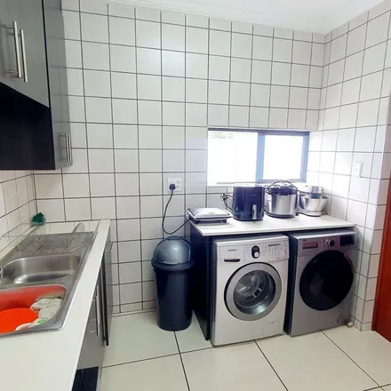Rent this 4 bed apartment on Old Kent Drive in Midstream Estate, Gauteng