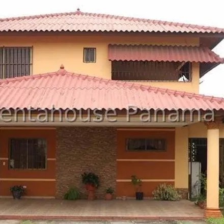 Rent this 4 bed house on Calle Francisco Corro in 6040, Chitré