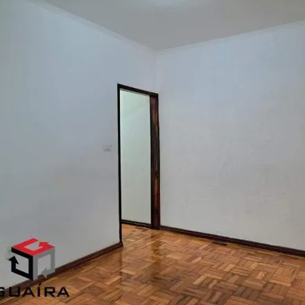 Rent this 2 bed house on Rua Luís Murat in Vila Valparaíso, Santo André - SP