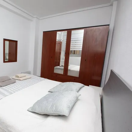 Rent this 3 bed apartment on Aldaia in Plaça de la Constitució, 10