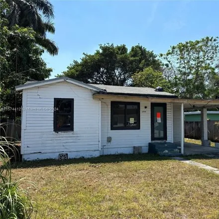 Image 1 - 2482 Garfield Street, Hollywood, FL 33020, USA - House for sale