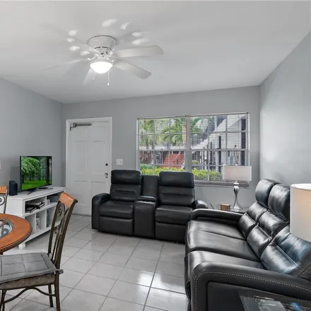 Image 5 - 657 East Hallandale Beach Boulevard, Hallandale Beach, FL 33009, USA - Condo for rent