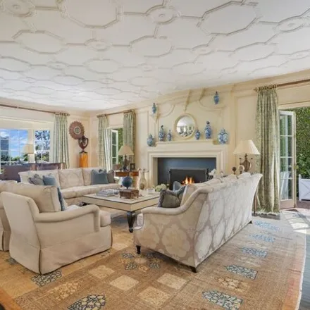 Image 7 - 1420 Bluebird Avenue, Los Angeles, CA 90069, USA - House for sale