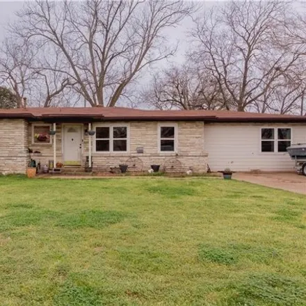 Buy this 3 bed house on 114 Brewster Drive in Robinson, McLennan County