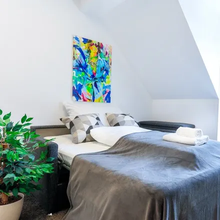 Rent this 1 bed apartment on Erlachplatz 2 in 1100 Vienna, Austria