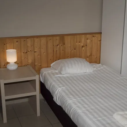 Rent this 1 bed apartment on Budget Flats Leuven in Bierbeekstraat 75, 3001 Heverlee
