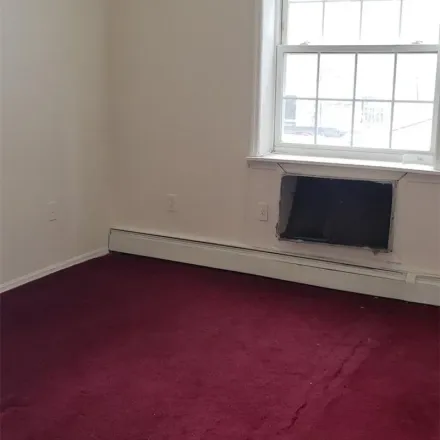 Rent this 3 bed apartment on 135-34 Kew Gardens Road in New York, NY 11418