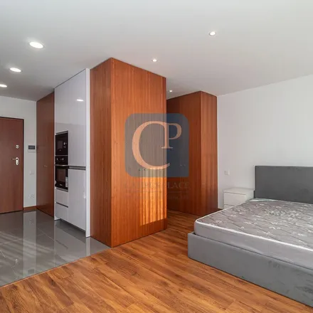Rent this 1 bed apartment on Rua Doutor António Luís Gomes in 4000-274 Porto, Portugal