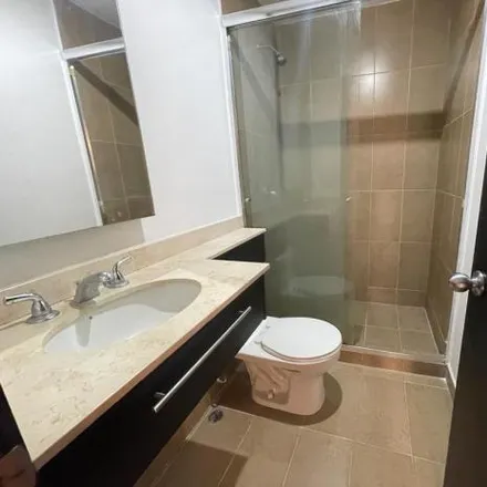 Rent this 3 bed apartment on Ministerio de Cultura in Avenida República de El Salvador 733, 170504