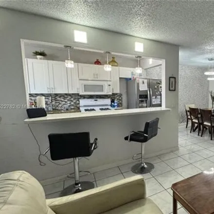 Image 7 - 160 Northeast 203rd Terrace, Andover Lakes Estates, Miami Gardens, FL 33179, USA - Apartment for rent