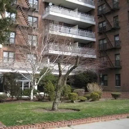 Image 2 - 3235 Emmons Ave Apt 721, Brooklyn, New York, 11235 - Apartment for sale