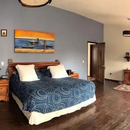 Buy this 4 bed house on Paseo de los Cedros in Colonia Juárez, 52046 Fraccionamiento y Club de Golf los Encinos