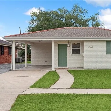Rent this 3 bed house on 1305 North Turnbull Drive in Metairie Terrace, Metairie