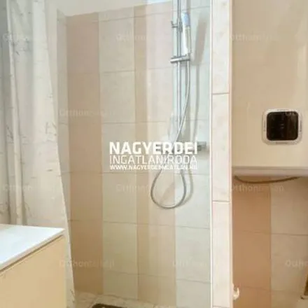 Rent this 2 bed apartment on Vojtina Bábszinház in Debrecen, Péterfia utca