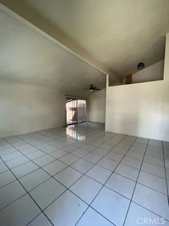 Image 3 - 2208 Pinon Springs Circle East, Bakersfield, CA 93309, USA - Condo for sale