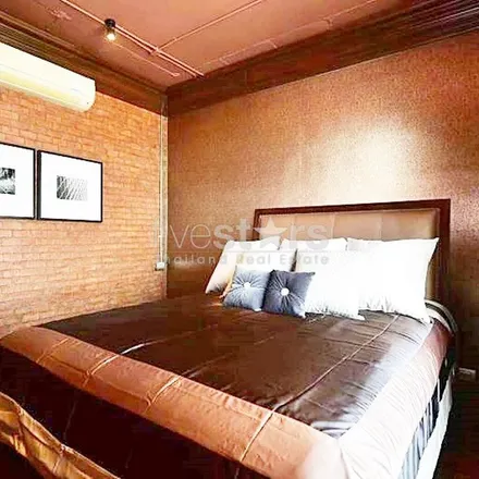 Rent this 3 bed apartment on Aguston Sukhumvit 22 in 143, Soi Setthi Thawi Sap 1
