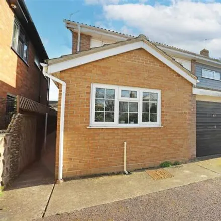 Buy this 3 bed duplex on Saxon Road in Lowestoft, NR33 7BS