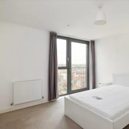 Image 4 - Tile House, 1 Beaconsfield Street, London, N1C 4AD, United Kingdom - Apartment for rent