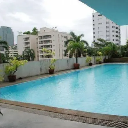 Image 2 - UOB Plaza Bangkok, Soi Sukhumvit 24/1, Khlong Toei District, Bangkok 10110, Thailand - Apartment for rent