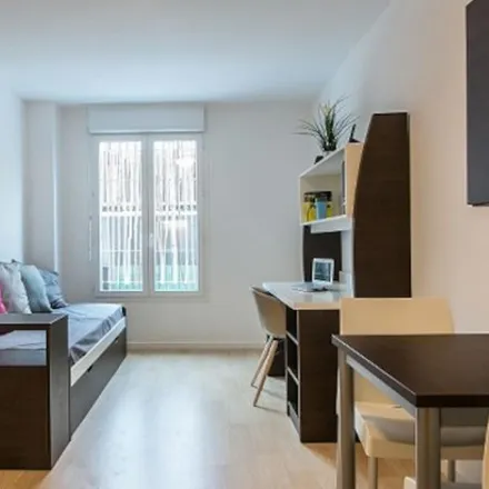 Rent this 4studio apartment on Résidence étudiante in Boulevard Anatole France, 93200 Saint-Denis