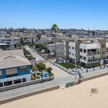 Image 3 - 634 The Strand, Hermosa Beach, CA 90254, USA - Condo for sale
