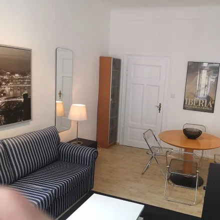 Rent this 3 bed apartment on Mauerstraße 19 in 37073 Göttingen, Germany