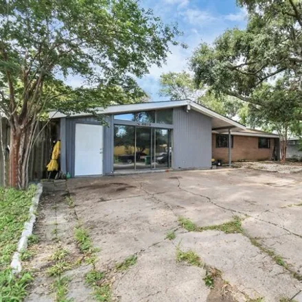 Image 3 - 6602 Jackwood St, Houston, Texas, 77074 - House for sale