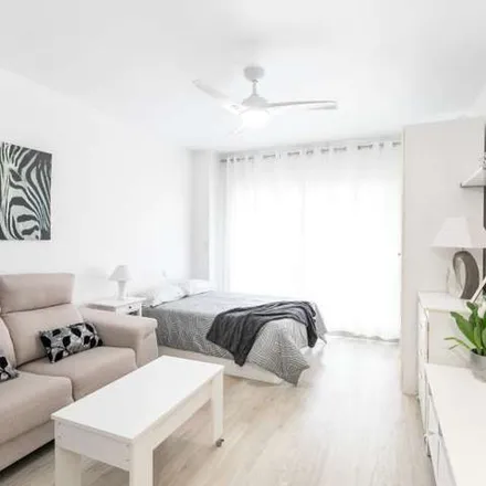 Rent this 1 bed apartment on Centre Cívic Can Deu in Carrer de Deu i Mata, 08001 Barcelona
