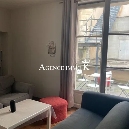 Image 3 - 8 Rue Henri Oudin, 86000 Poitiers, France - Apartment for rent