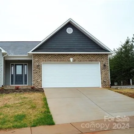 Buy this 3 bed house on unnamed road in Hickory, NC 28602