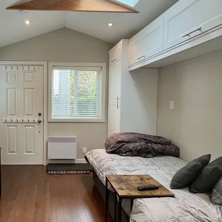 Rent this studio townhouse on James Bay in Victoria, BC V8V 2A5