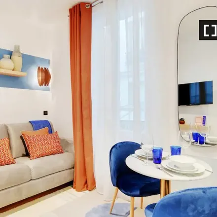 Rent this studio apartment on 124 Avenue des Champs-Élysées in 75008 Paris, France