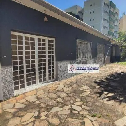 Buy this 5 bed house on Rua Efitanio de Oliveira in Coxipó, Cuiabá - MT