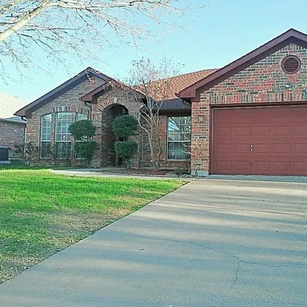 Buy this 3 bed house on 608 Joy Lane in Mansfield, TX 76063