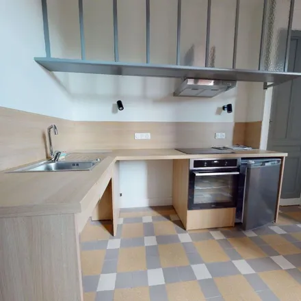 Rent this 2 bed apartment on 14 Rue du Hoc in 76071 Le Havre, France