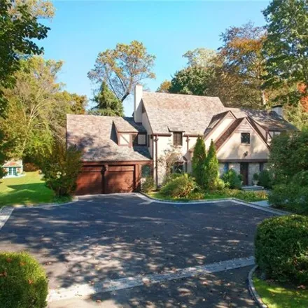 Buy this 8 bed house on 530 Manhasset Woods Road in Village of Flower Hill, North Hempstead