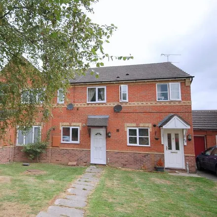 Rent this 2 bed house on Coppenhall Grove in Crewe, CW2 7UG