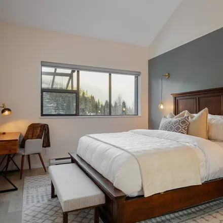 Rent this 3 bed apartment on Whistler in BC V8E 0V6, Canada