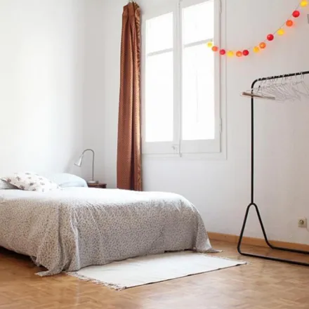 Rent this 5 bed room on Avinguda de la Mare de Déu de Bellvitge in 50-58, 08907 l'Hospitalet de Llobregat