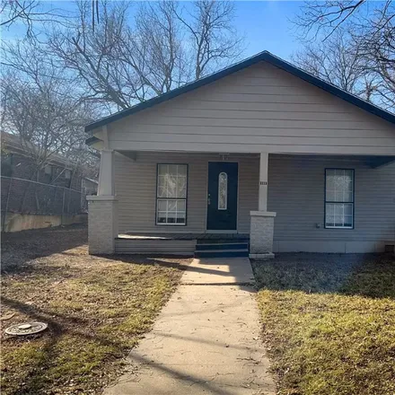 Rent this 3 bed house on 1111 E Whittaker