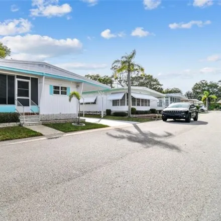 Rent this studio apartment on 400 5th Street in Largo, FL 33764