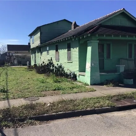 Image 4 - 8608 Spruce Street, New Orleans, LA 70118, USA - House for sale