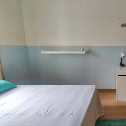 Rent this 5 bed apartment on Madrid in Calle de Hilarión Eslava, 37