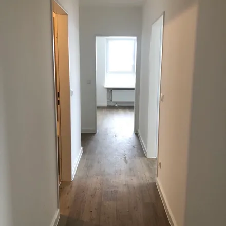 Rent this 4 bed apartment on Ellerneck 69 in 22149 Hamburg, Germany