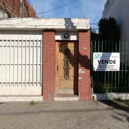 Buy this 2 bed house on Hilarión de la Quintana in Tiro Suizo, Rosario