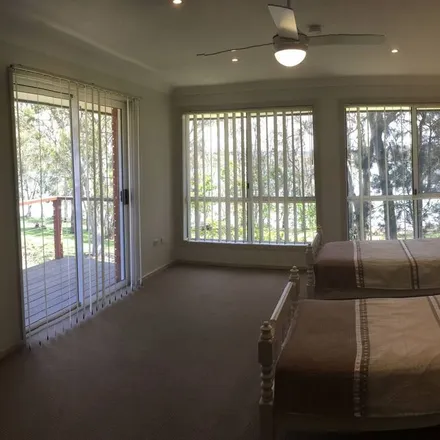 Image 5 - Mannering Park NSW 2259, Australia - House for rent