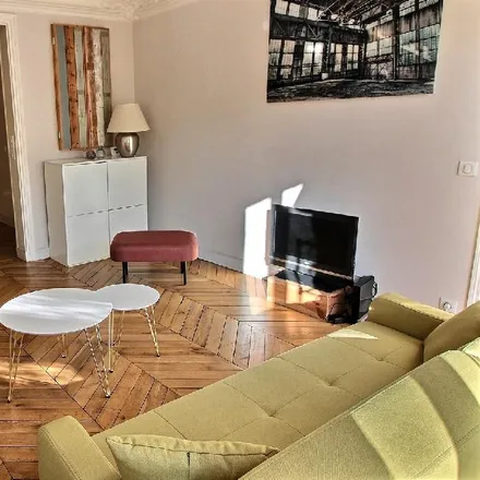 Image 5 - 11 Rue Clapeyron, 75008 Paris, France - Apartment for rent