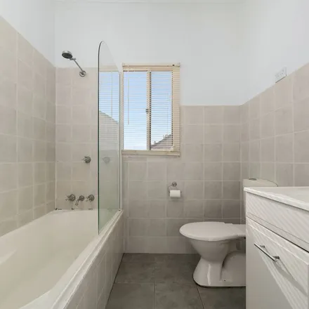 Image 9 - Chifley Place, West Bathurst NSW 2795, Australia - Apartment for rent